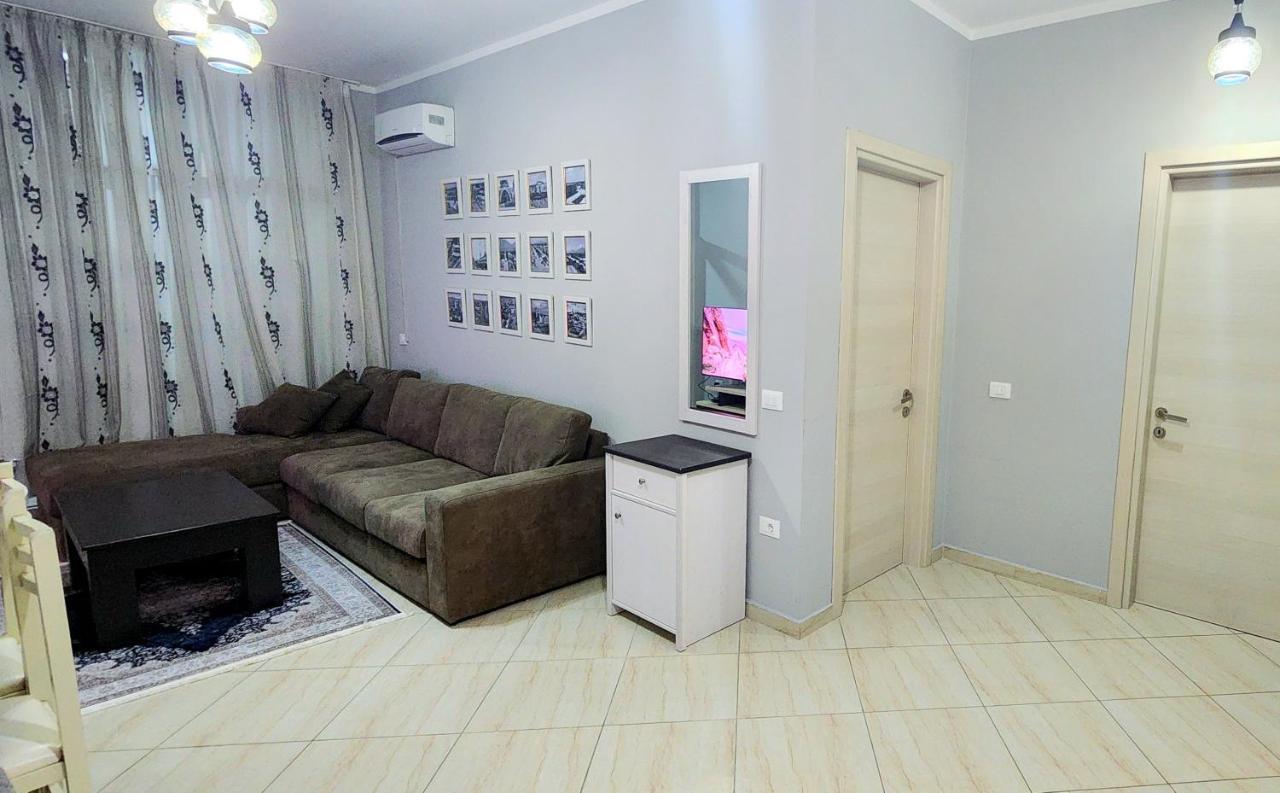 Pleasing Place With Free Parking On Site In Tirana Komuna E Parisit Bagian luar foto