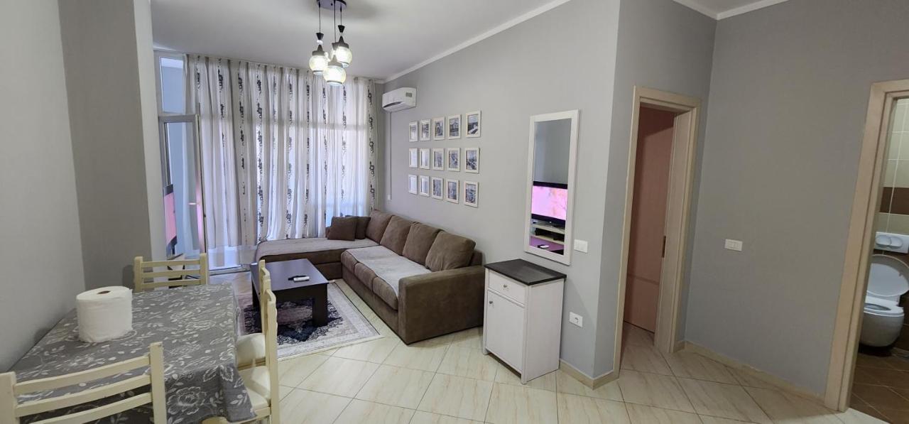 Pleasing Place With Free Parking On Site In Tirana Komuna E Parisit Bagian luar foto