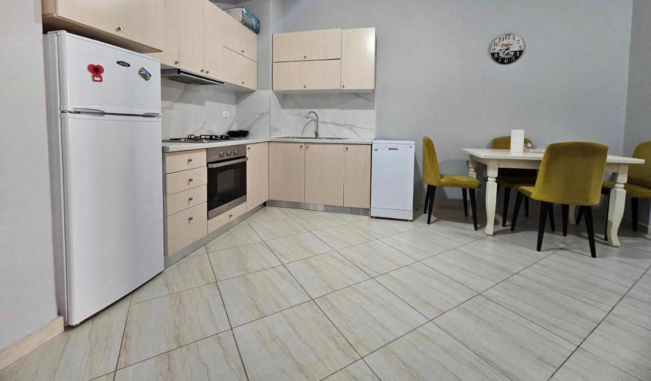 Pleasing Place With Free Parking On Site In Tirana Komuna E Parisit Bagian luar foto