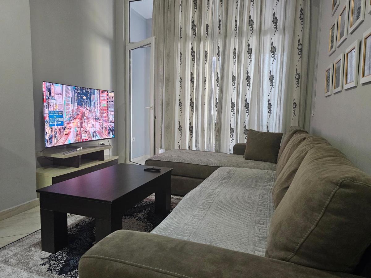 Pleasing Place With Free Parking On Site In Tirana Komuna E Parisit Bagian luar foto