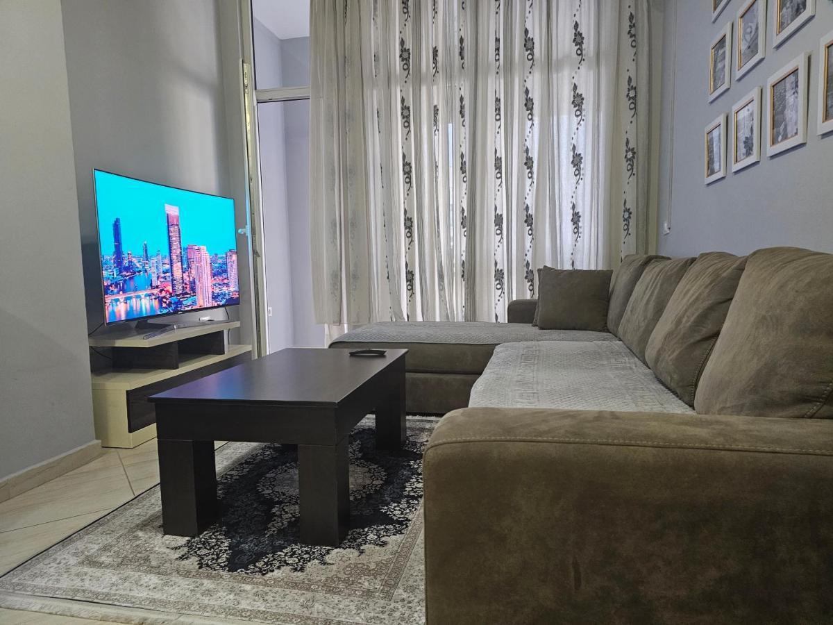 Pleasing Place With Free Parking On Site In Tirana Komuna E Parisit Bagian luar foto